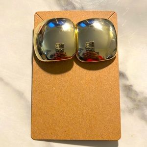 Gold Button Earrings NWOT